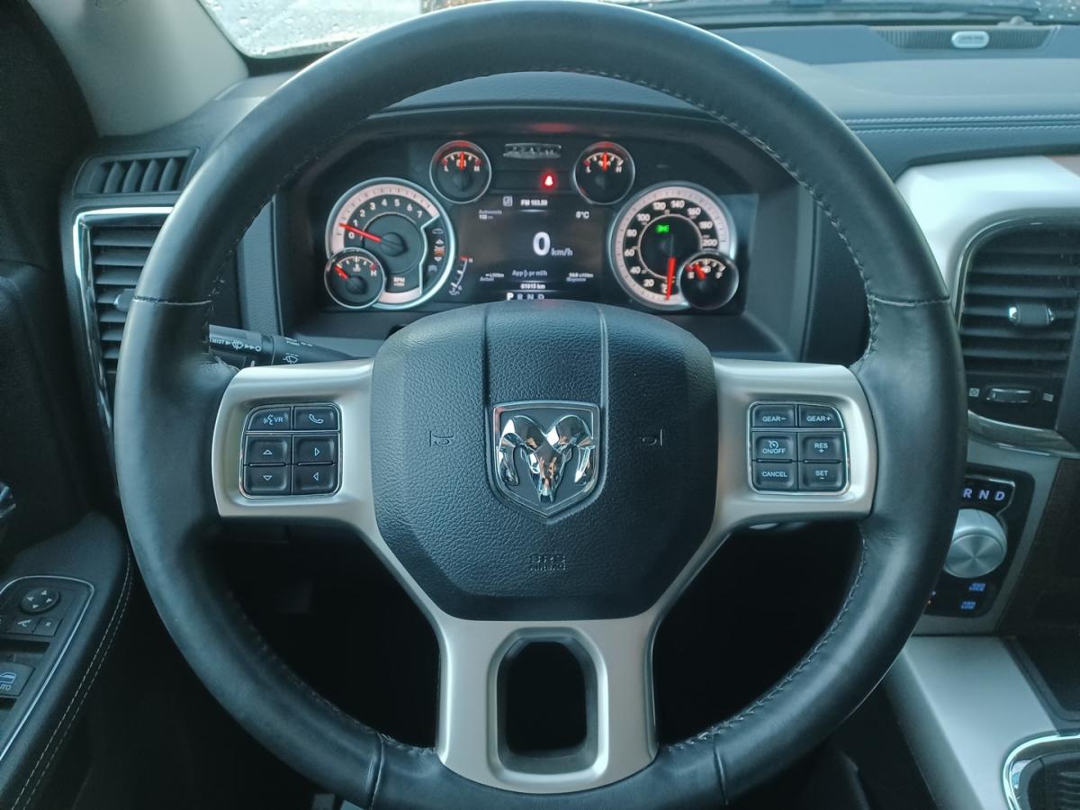 DODGE RAM 1500 CREW CAB LARAMIE