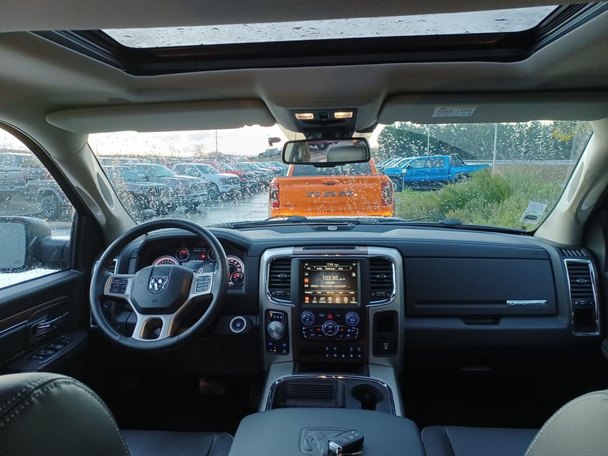 DODGE RAM 1500 CREW CAB LARAMIE