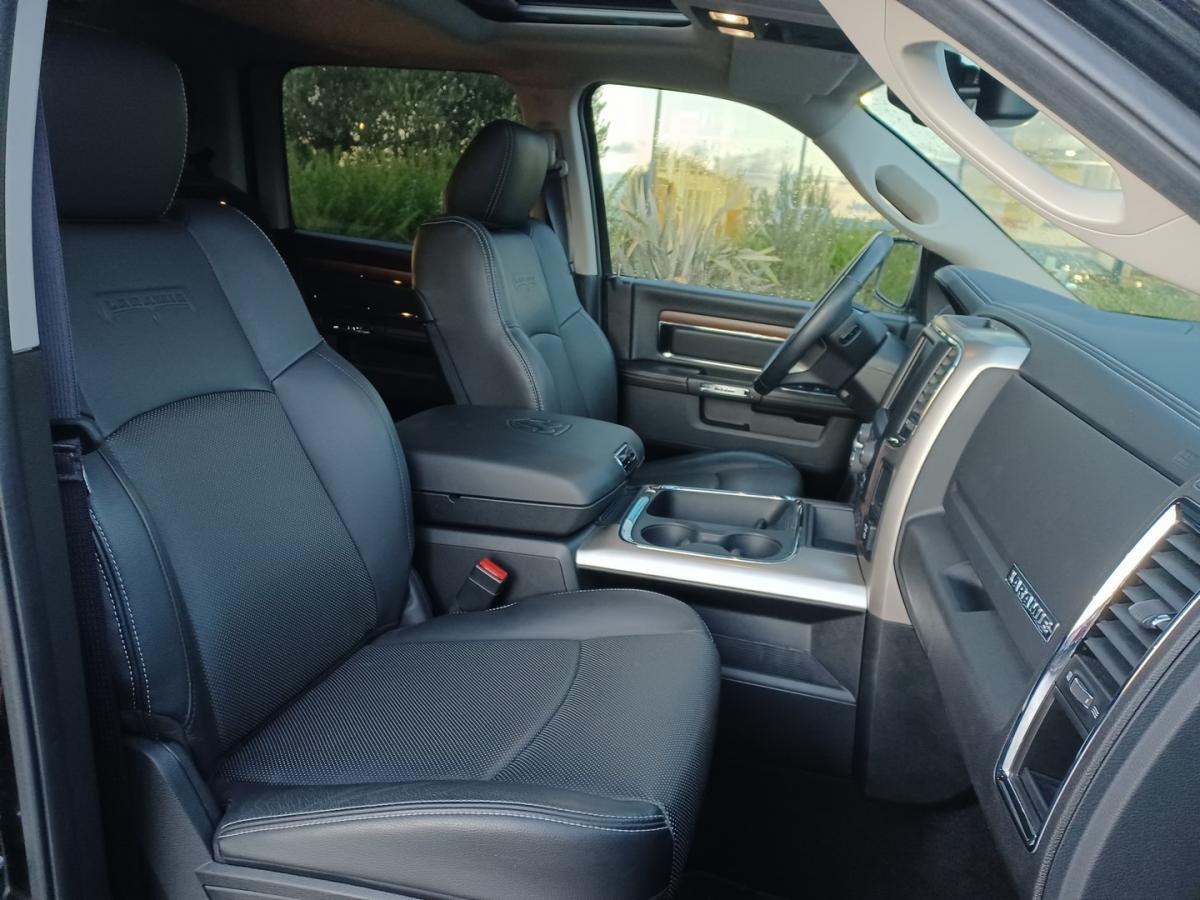 DODGE RAM 1500 CREW CAB LARAMIE