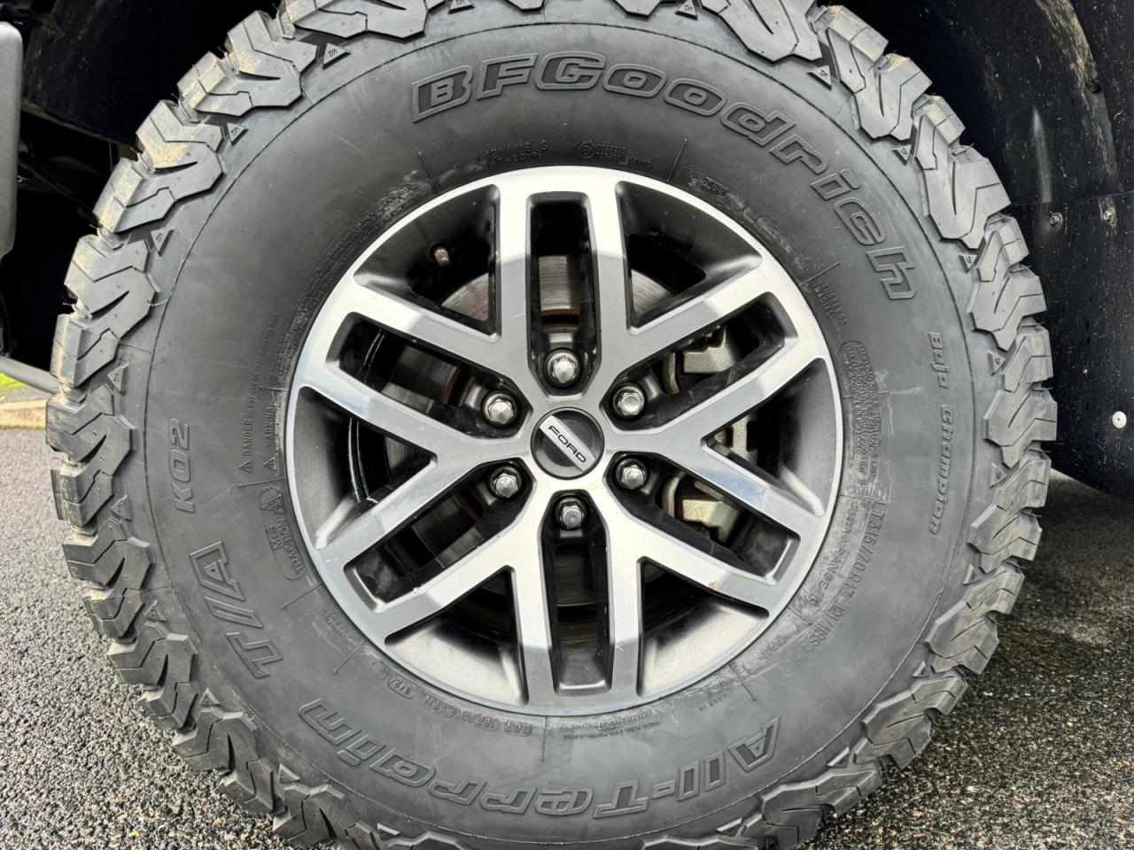 FORD F150 RAPTOR SUPERCREW