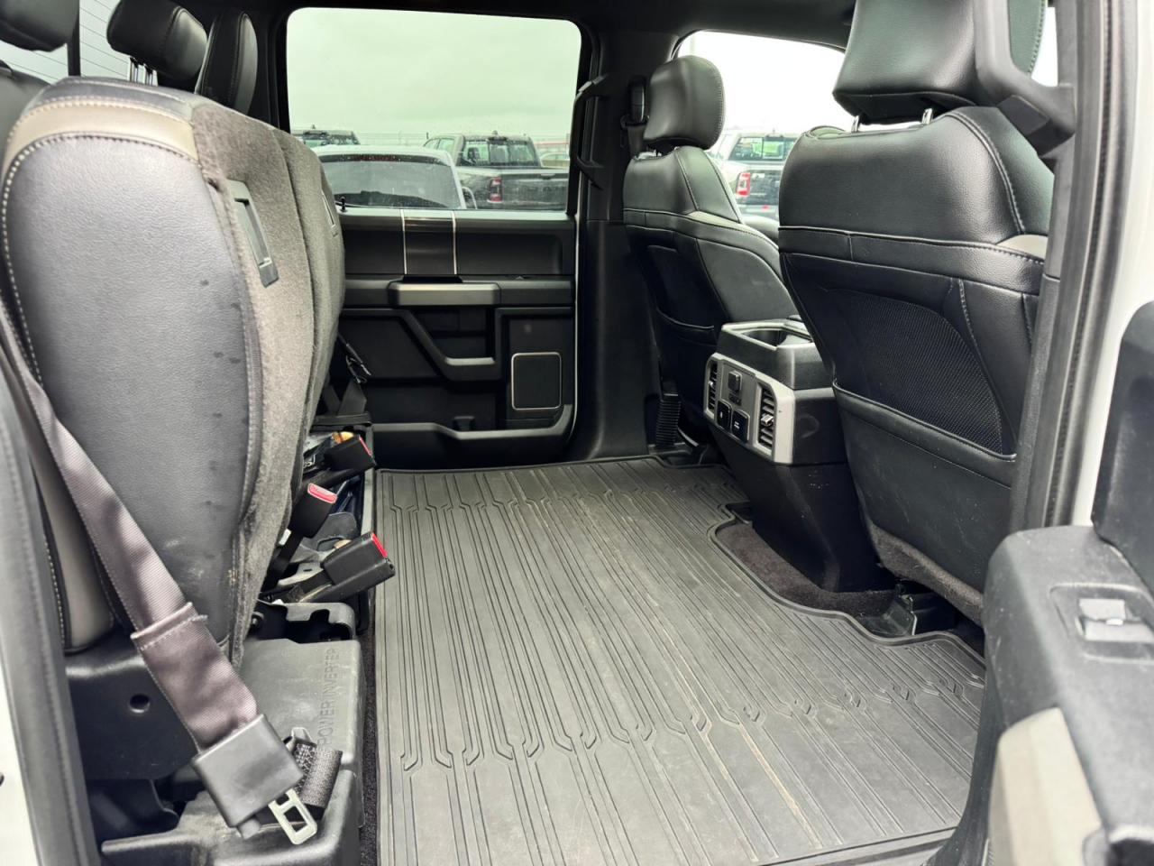 FORD F150 RAPTOR SUPERCREW