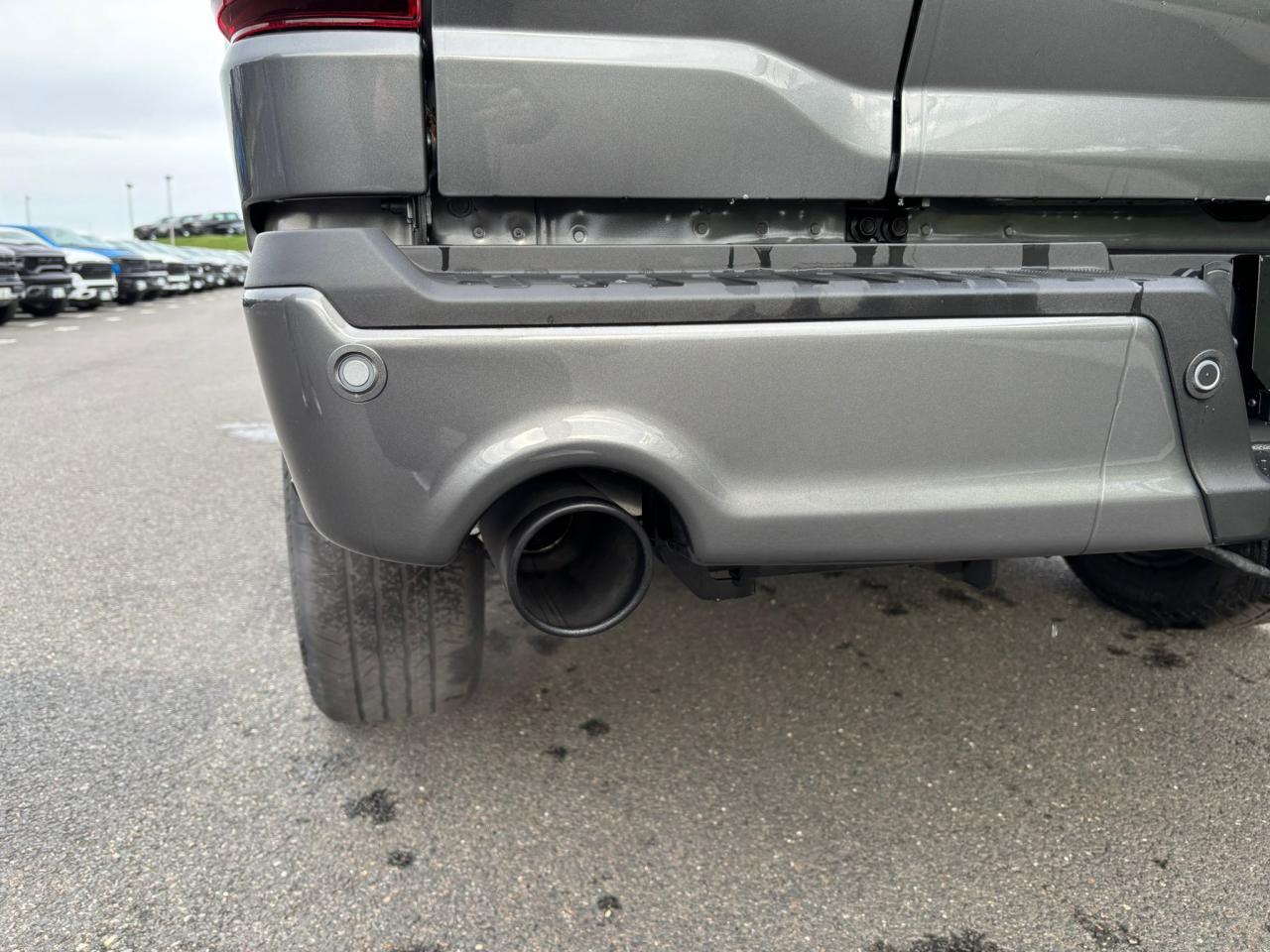 FORD F150 Supercrew LARIAT Black Package V8 5.0L