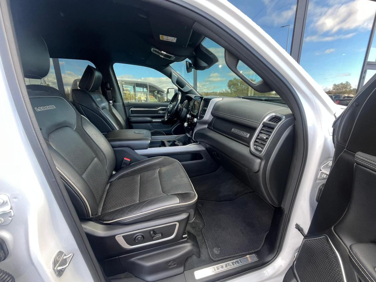 DODGE RAM 1500 CREWCAB LARAMIE SPORT GPL