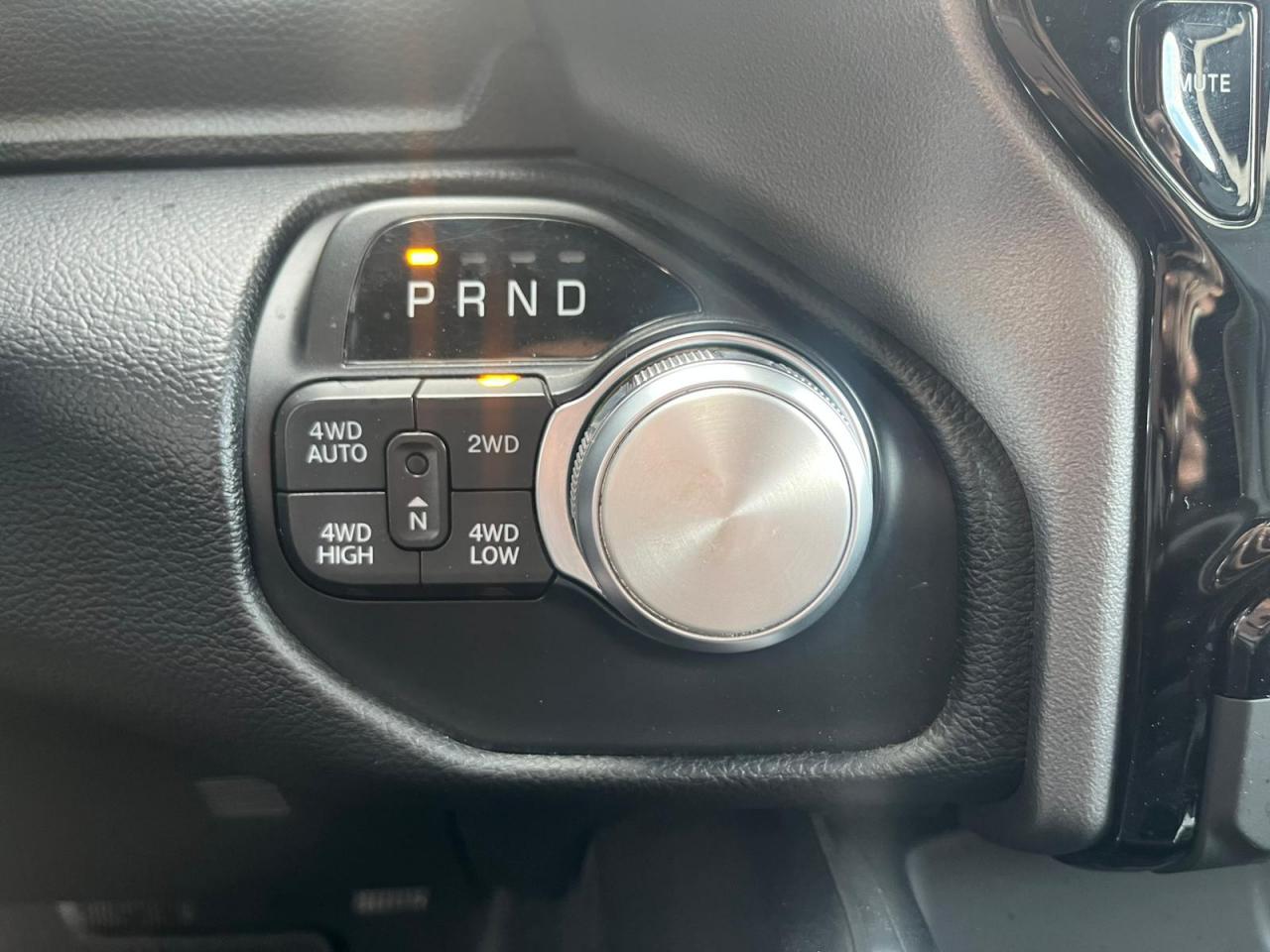 DODGE RAM 1500 CREWCAB LARAMIE SPORT GPL