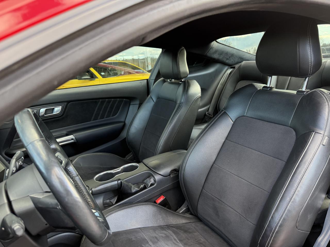 FORD MUSTANG GT FASTBACK 5.0L V8 BVM - Pas de malus