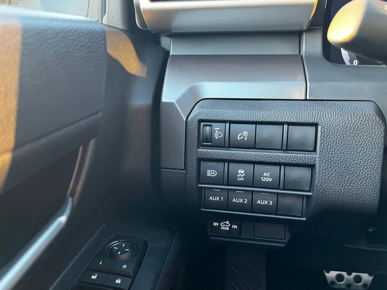 TOYOTA TACOMA TRD SPORT PREMIUM